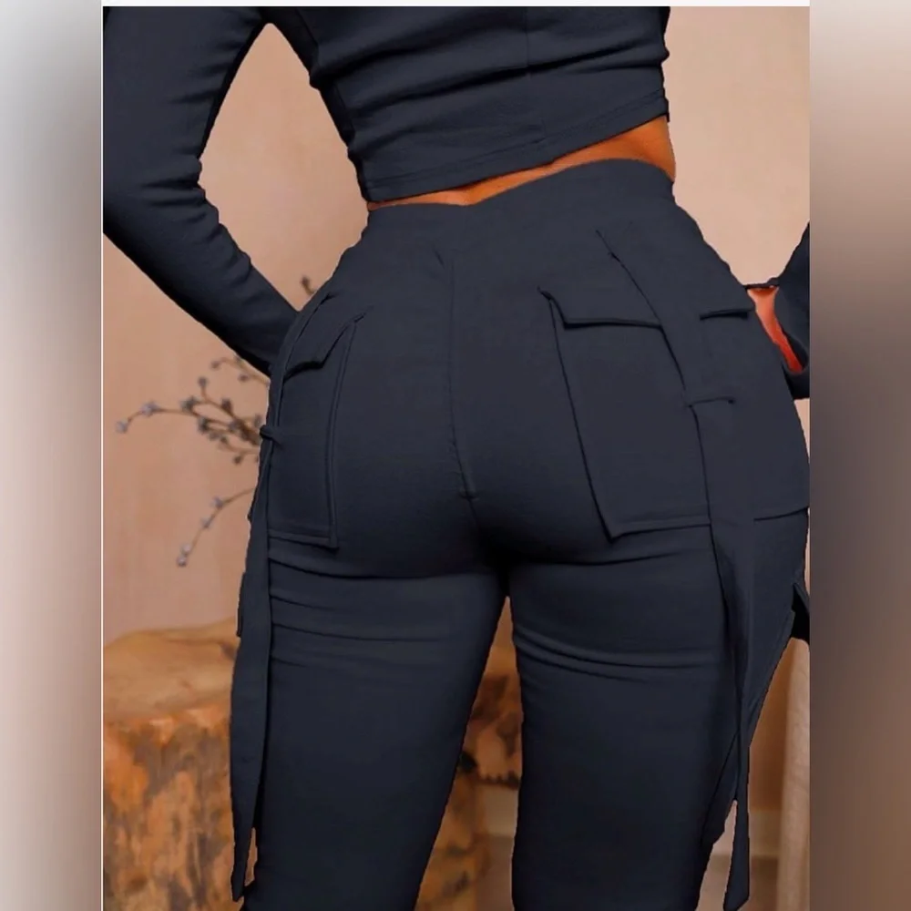 Women's Black Cargo Pants - Picture 2 of 5